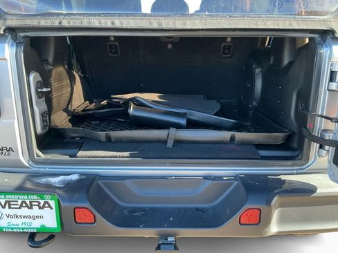 Used 2020 Jeep Wrangler Unlimited Sahara image 22