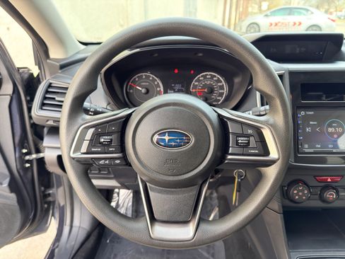 Used 2019 Subaru Impreza 2.0i image 10