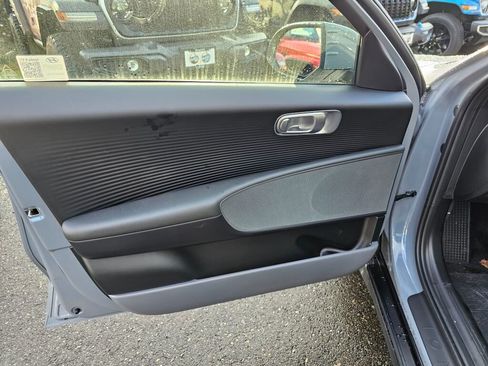 New 2025 Hyundai Ioniq 6 SEL image 19