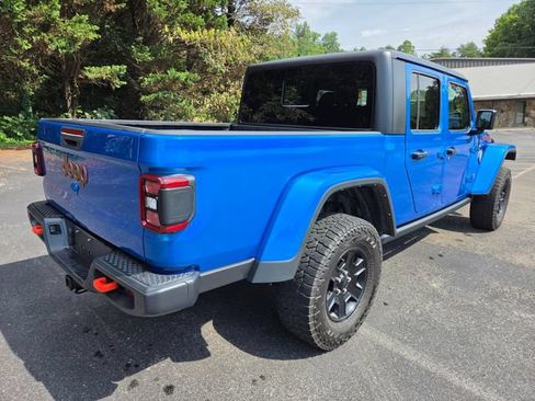 Used 2023 Jeep Gladiator Mojave w/ Cold Weather Group AWD/4WD image 7