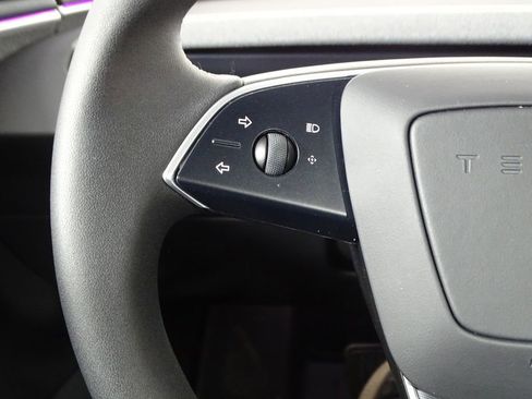 Used 2025 Tesla Model 3 Long Range image 21