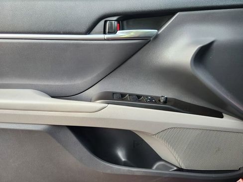 Used 2023 Toyota Camry LE image 19