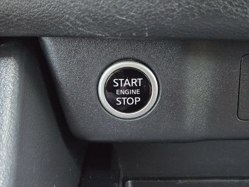 Used 2022 Nissan Rogue SV w/ SV Premium Package FWD image 22