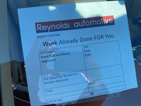 Used 2010 Cadillac SRX Premium image 3