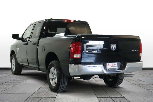 Used 2024 RAM 1500 Classic SLT AWD/4WD image 6