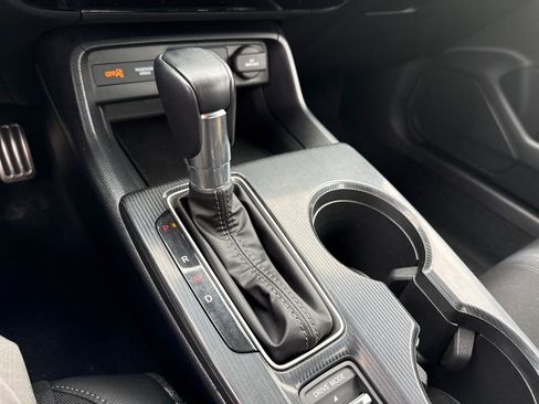 Used 2025 Honda Civic Sport image 26