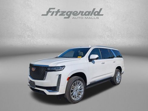 Used 2022 Cadillac Escalade Premium Luxury w/ Performance Package AWD/4WD image 2