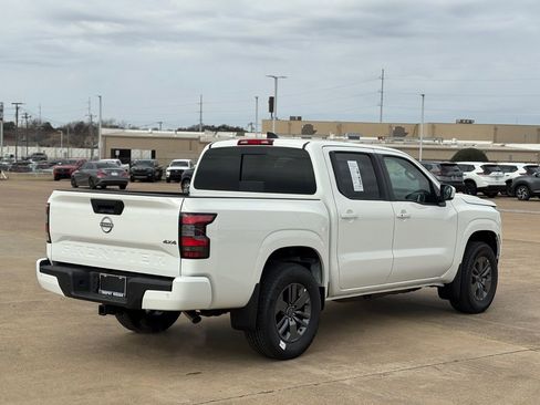 New 2026 Nissan Frontier SV AWD/4WD image 7
