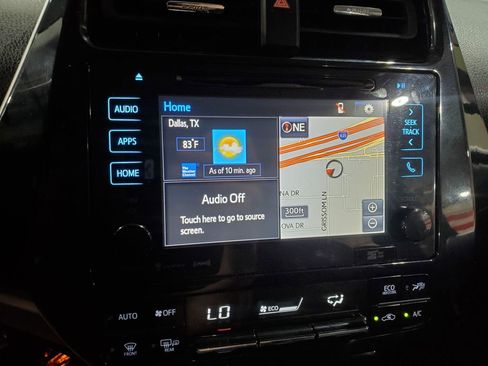 Used 2016 Toyota Prius Three image 28