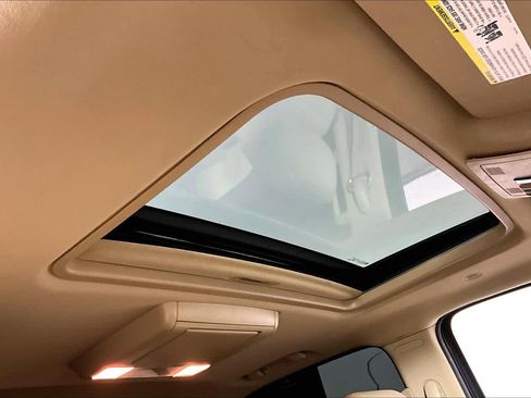 Used 2012 Chevrolet Tahoe LTZ image 13