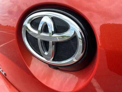 Used 2025 Toyota Corolla SE w/ SE Package FWD image 16