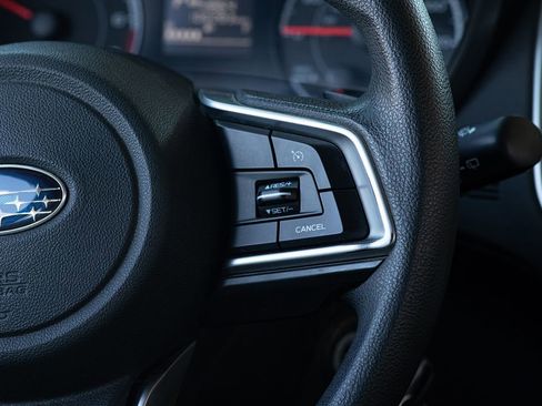 Used 2017 Subaru Impreza 2.0i Premium image 17