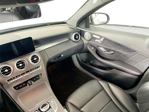 Used 2021 Mercedes-Benz C 300 C 300 image 21