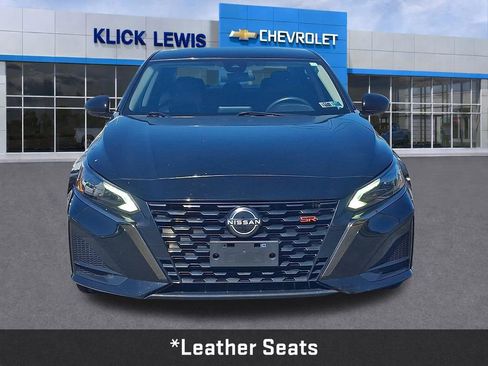 Used 2023 Nissan Altima 2.5 SR FWD image 2