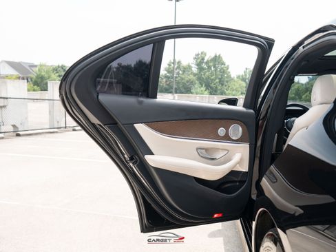 Used 2020 Mercedes-Benz E 350 4MATIC Sedan w/ Parking Assistance Package image 19