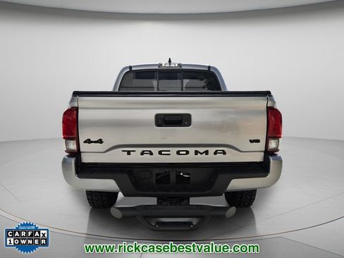 Used 2023 Toyota Tacoma SR AWD/4WD image 6