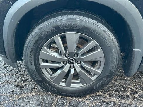 Certified 2025 Nissan Pathfinder SV AWD/4WD image 8