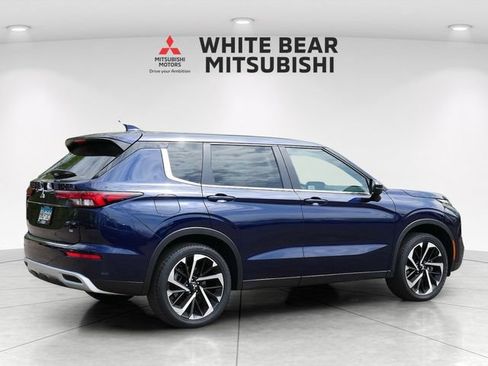 Used 2022 Mitsubishi Outlander SE AWD/4WD image 5