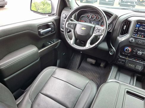 Used 2022 Chevrolet Silverado 1500 LTZ w/ LTZ Convenience Package II AWD/4WD image 15