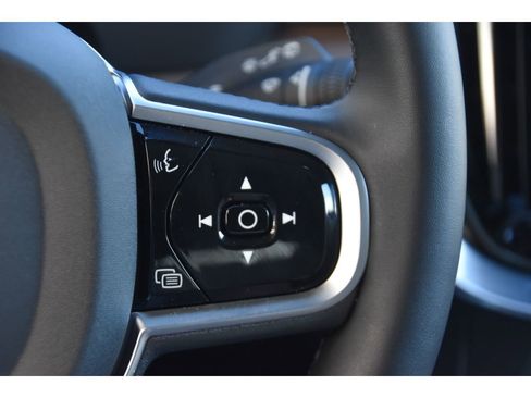 Certified 2026 Volvo XC90 B5 Plus w/ Protection Package Premier image 36