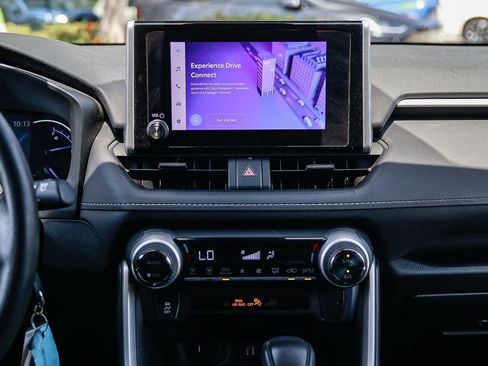 Used 2023 Toyota RAV4 LE image 13