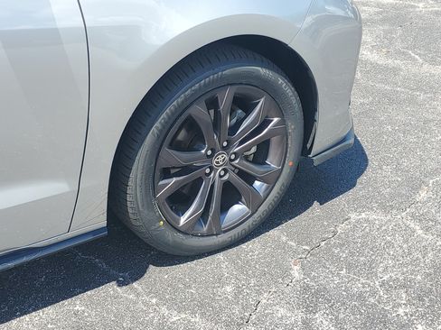 Certified 2023 Toyota Sienna XSE FWD image 7
