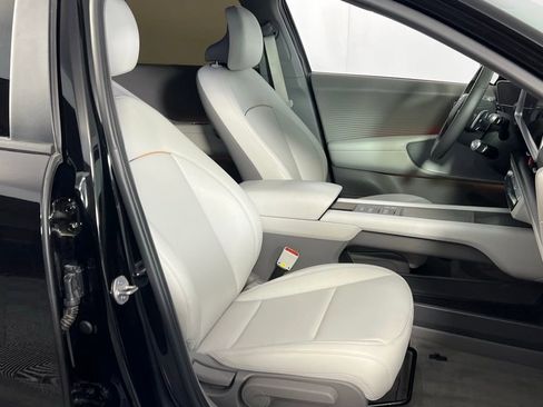 Used 2023 Hyundai Ioniq 6 SEL image 31