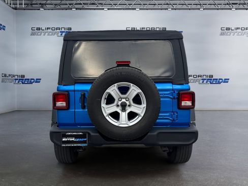 Used 2021 Jeep Wrangler Unlimited Sport image 6