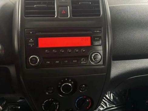 Used 2018 Nissan Versa S Plus FWD image 14