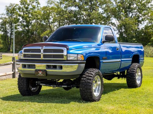 Used 2000 Dodge Ram 2500 Truck 4x4 Regular Cab image 9