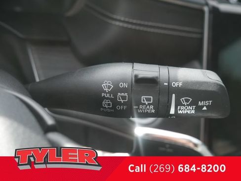 Certified 2024 Jeep Grand Cherokee Limited AWD/4WD image 26