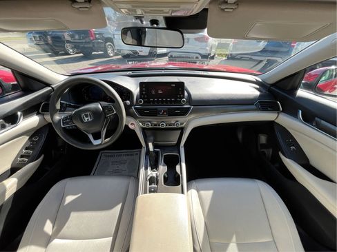 Used 2019 Honda Accord LX image 29