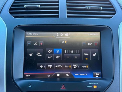 Used 2012 Ford Explorer XLT image 21