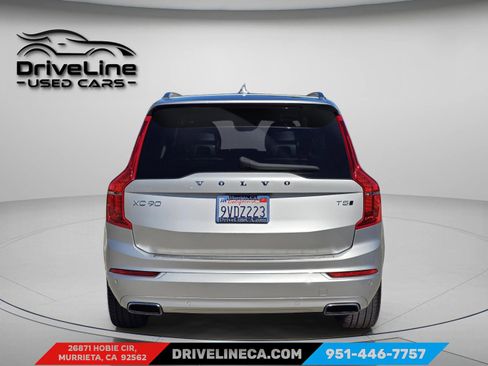 Used 2021 Volvo XC90 T5 Momentum w/ Climate Package image 4