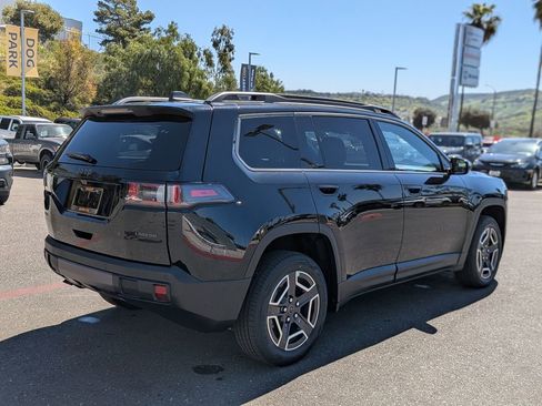 New 2026 Jeep Cherokee Laredo AWD/4WD image 8