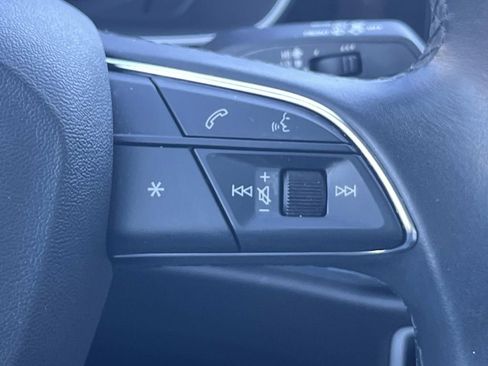 Used 2023 Audi Q3 2.0T Premium Plus image 32