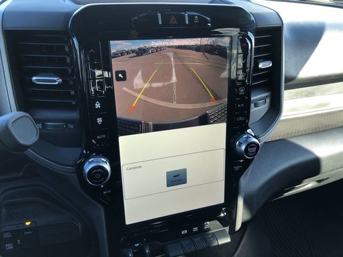 Used 2024 RAM 3500 Tradesman w/ Chrome Appearance Group image 20