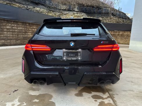 New 2026 BMW M5 Touring image 4