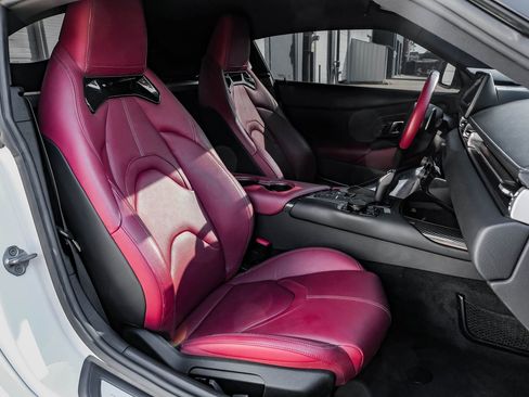 Used 2022 Toyota Supra Premium image 39