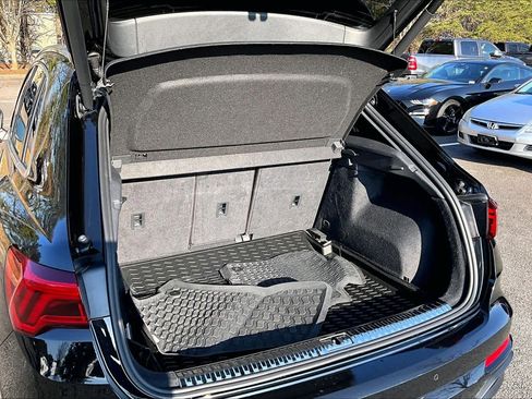 Used 2021 Audi Q3 2.0T Premium Plus w/ Premium Plus Package image 32