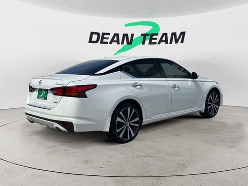 Used 2022 Nissan Altima 2.5 Platinum AWD/4WD image 8