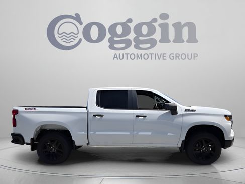 New 2026 Chevrolet Silverado 1500 Custom Trail Boss w/ LPO, Dark Essentials Package AWD/4WD image 6