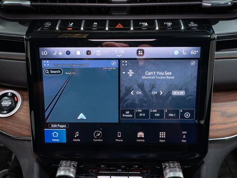 Used 2025 Jeep Grand Cherokee Summit w/ Adv Protech Group IV AWD/4WD image 20