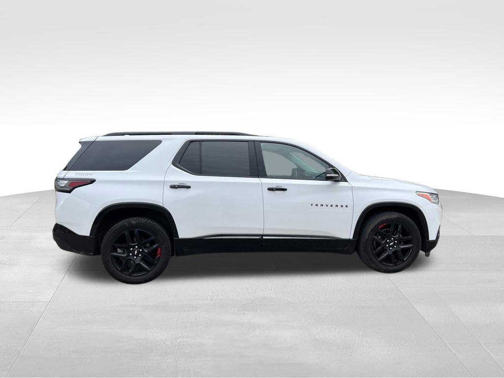 Used 2021 Chevrolet Traverse Premier w/ Redline Edition AWD/4WD image 4