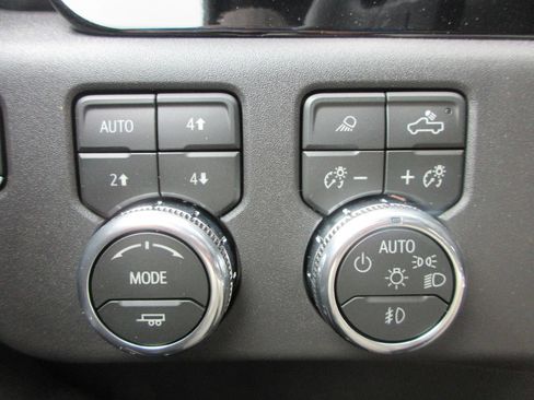 New 2026 GMC Sierra 1500 SLT w/ SLT Premium Plus Package AWD/4WD image 19