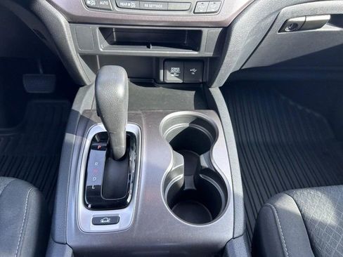 Used 2019 Honda Ridgeline Sport image 15