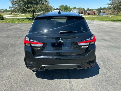 Used 2022 Mitsubishi Outlander Sport ES AWD/4WD image 4