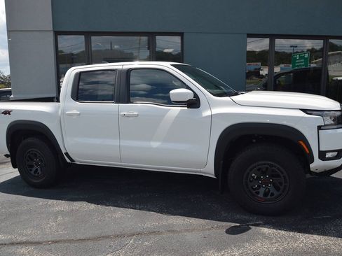 Used 2026 Nissan Frontier PRO-4X w/ Tow Package AWD/4WD image 1