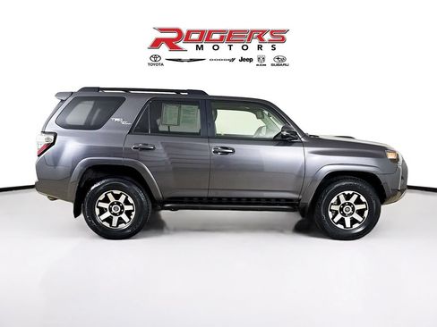 Certified 2019 Toyota 4Runner TRD Off-Road Premium AWD/4WD image 14