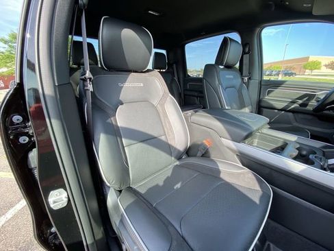 New 2026 RAM 1500 Laramie w/ Night Edition image 24